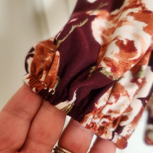 *2 for $20*Girls Burgundy Floral long sleeve A line dress size 7 - Picture 3 of 6